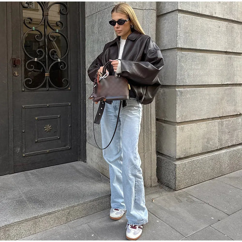 Chaqueta bomber de estilo urbano para mujer